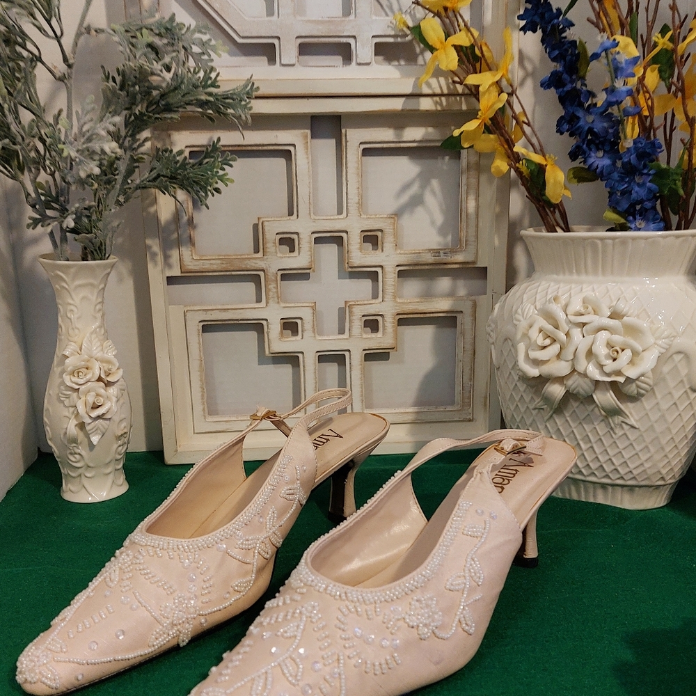 CHAMPAGNE PEARL BEADED LOW HEEL WEDDING SHOES